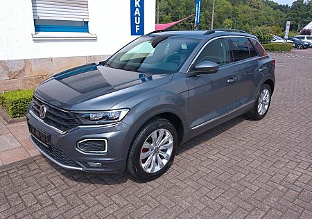 VW T-Roc Volkswagen 1,5 TSI BMT Sport NAV LED ACC