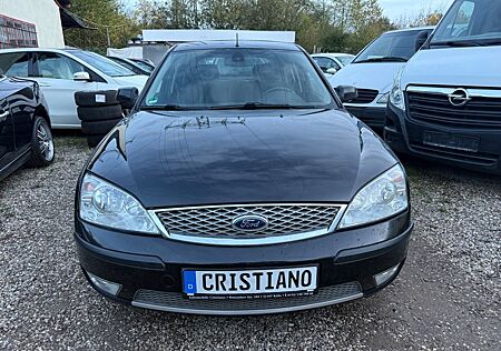Ford Mondeo Lim. Ghia 03 2027