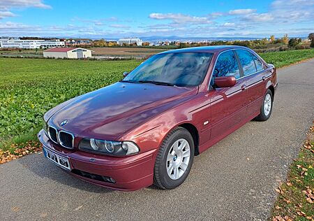 BMW 520i A -