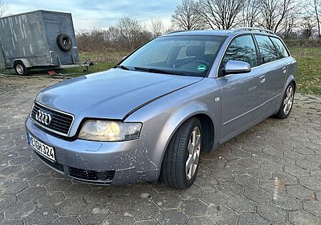 Audi A4 1.8 T 140kW Avant BEX 190 PS Alcantara Xenon