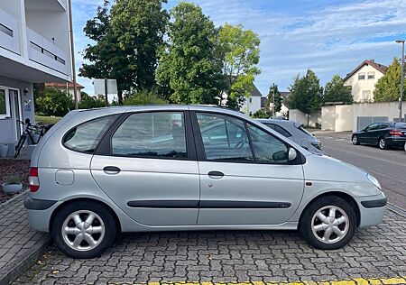 Renault Scenic 1.6 16V