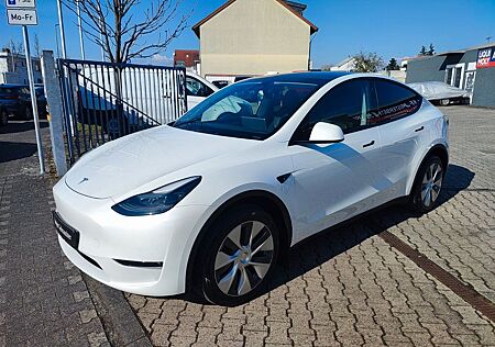 Tesla Model Y "AHK" Long Range Dual AWD
