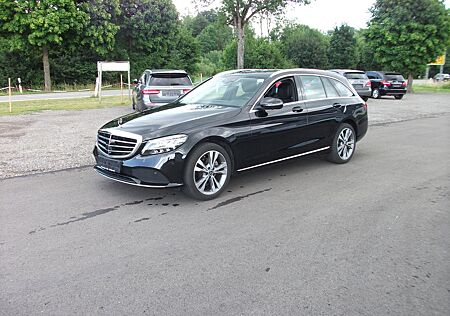 Mercedes-Benz C 220 d T Autom. Navi Standheizung Luxurypacket