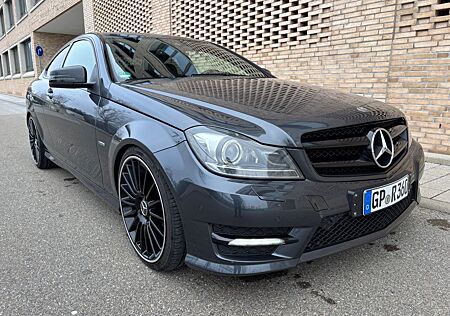Mercedes-Benz C 250 CDI Coupe / AMG LINE / TÜV 05.27 / 19 ZOL