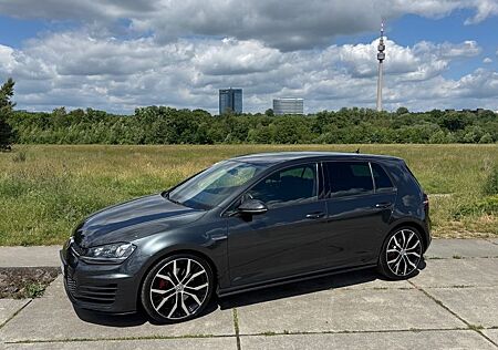 VW Golf Volkswagen 2.0 TDI DSG BMT GTD (SEHR GUTER ZUSTAND)