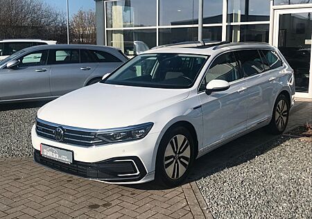 VW Passat Variant Volkswagen 1.4 TSI GTE VC AHK Kam IQ Panora