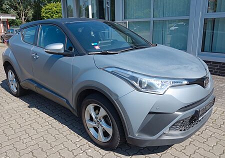 Toyota C-HR 1.2t Flow Kamera Navi DAB+ PDC Alu