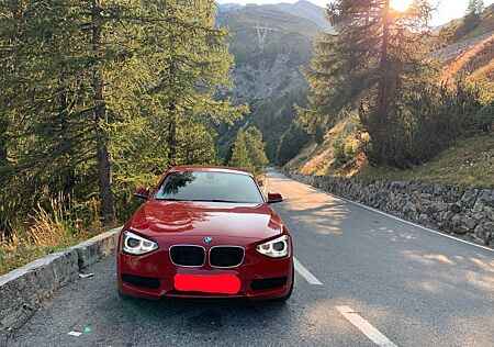 BMW 116i - Xenon, AHK, Automatik, Motor überholt