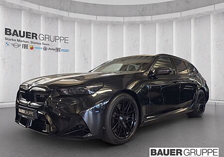 BMW M5 Touring UPE: 158.880,- € Drivers Pack AHK Pan