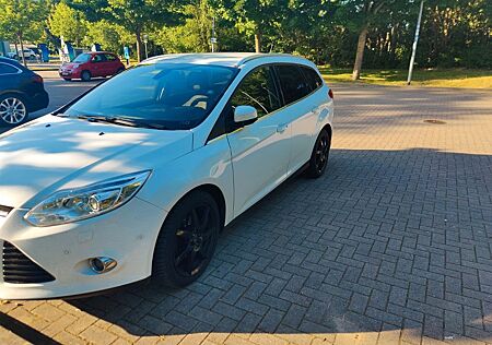 Ford Focus 1,6 Ti-VCT 77kW Ambiente Turnier Ambiente