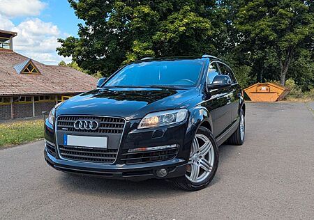 Audi Q7 3.0 TDI (DPF) quattro tiptronic