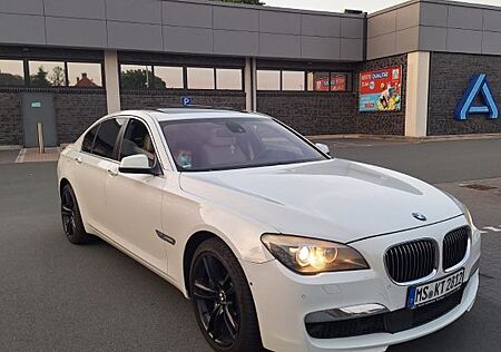 BMW 750i -