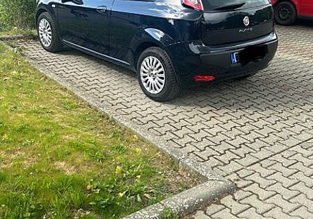 Fiat Punto 1.2 8V EASY START-STOP TÜV NEU 11-2026