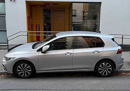 VW Golf Volkswagen 1.5 eTSI OPF 110kW DSG ACTIVE ACTIVE