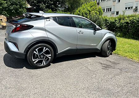 Toyota C-HR gebraucht kaufen Toyota C-HR 1.8-l-VVTi Hybrid Lounge Lounge