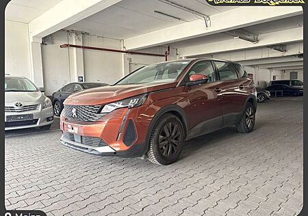 Peugeot 5008 Active Business EAT8. 7-SITZER. NAVI. PDC