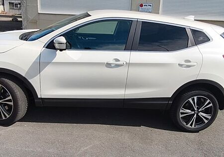 Nissan Qashqai 1.3 DIG-T N-CONNECTA N-CONNECTA