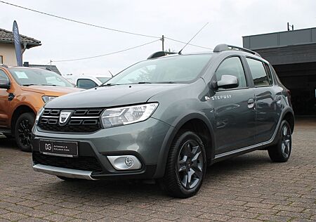 Dacia Sandero Stepway Celebration 90 PS