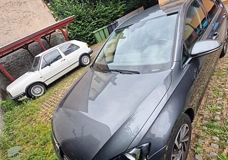 VW Golf Volkswagen 1.5 TSI ACT DSG Sound Sound