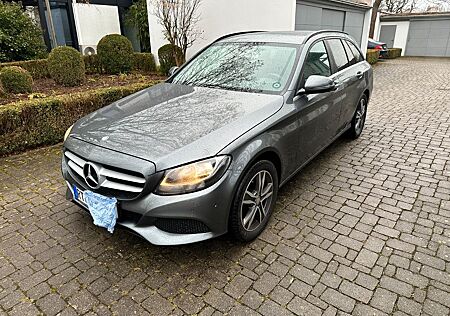 Mercedes-Benz C 200 4MATIC T AHK Navigation