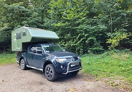 Mitsubishi L200 mit Ormocar Wohnkabine