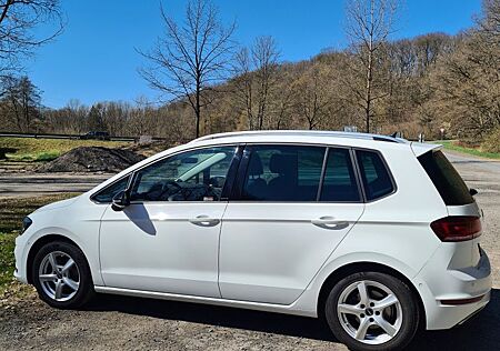 VW Golf Sportsvan Volkswagen 1.5 TSI ACT OPF 110kW DSG IQ,AHK