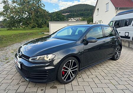 VW Golf Volkswagen VII Lim. GTD *DSG*Navi*18" Alu*HU 8/2026*
