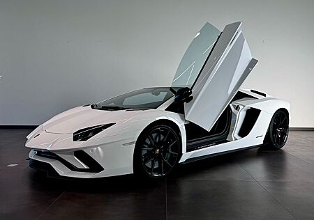 Lamborghini Aventador S Coupé