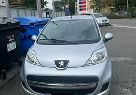 Peugeot 107 Filou 70 2-Tronic Filou