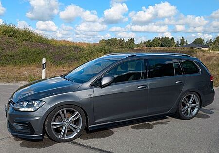 VW Golf Volkswagen 1.0 TSI Join Variant Join