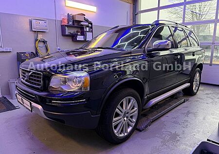 Volvo XC 90 XC90 2.4 D5 Executive/TOP/S-Heft/DYNAudio/AHK