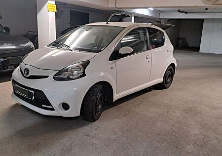 Toyota Aygo (X) Aygo Klima BT 5Türer Isofix Winterreifen inkl.