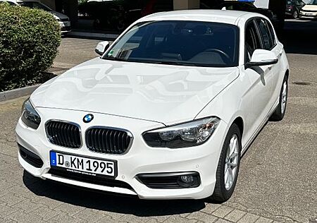 BMW 118i Top-Zustand- Aktueller TÜV- Advantage