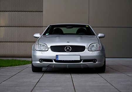 Mercedes-Benz SLK 230 KOMPRESSOR - RESTAURATION - LIEBHABER