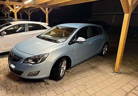 Opel Astra 1.4 Turbo Edition 103kW Edition