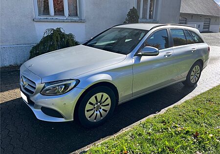 Mercedes-Benz C 220 T d SHZ TEMPOMAT NAVI KLIMA LED