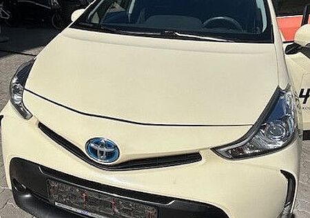 Toyota Prius + 1.8-l-VVT-i - FA1001