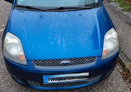 Ford Fiesta 1,4 16V Style EST Style
