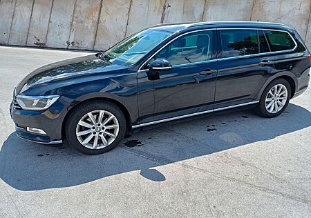 VW Passat Variant Volkswagen 2.0 TDI BMT Highline Variant ...