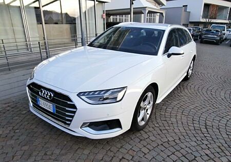 Audi A4 40 TFSI S tronic advanced quattro Avant