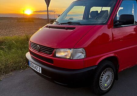 VW T4 Caravelle gebraucht kaufen VW T4 Caravelle Volkswagen 2,5-l-Diesel TDI 75kW Standard