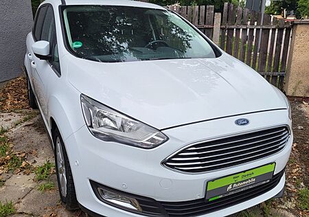 Ford Grand C-Max Titanium
