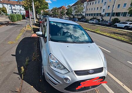 Ford S-Max KLIMA TÜV mit SEHR VIEL PLATZ