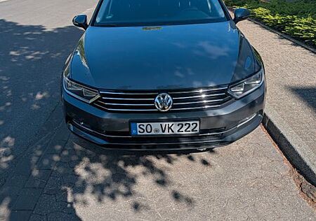 VW Passat Variant Volkswagen 2.0 TDI Comfortline Variant C...
