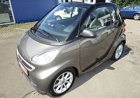 Smart ForTwo Cabrio Automatik 52kW - Ledersitze, Sitzh