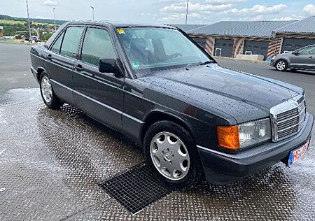 Mercedes-Benz 190