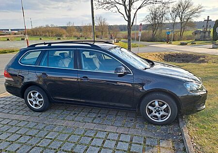 VW Golf Volkswagen 1.2 TSI Comfortline Variant Comfortline