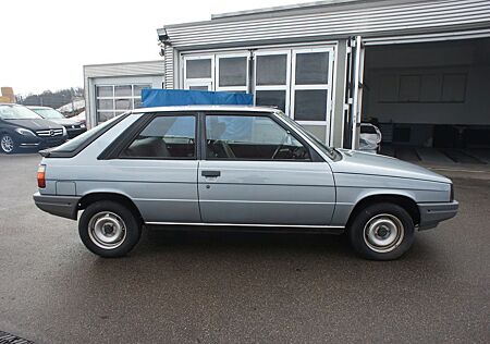 Renault R 11 3 türig Coupe