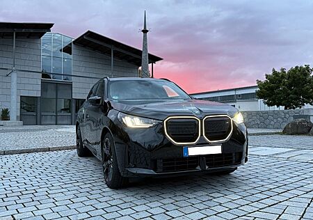 BMW X3 M50 - DAP 360° HUD Pano H/K Standhzg. AHK 21"
