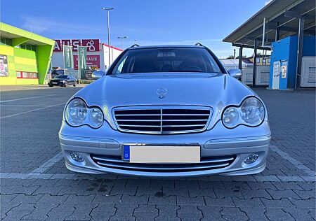 Mercedes-Benz C 200 KOMPRESSOR T AVANTGARDE Avantgarde Facelif